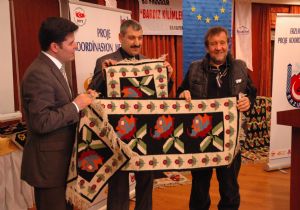 Kilim denince akla Bardız geliyor